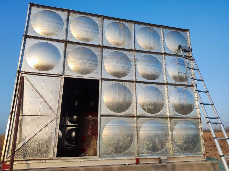 新疆500立方鍍鋅鋼板箱泵一體水箱